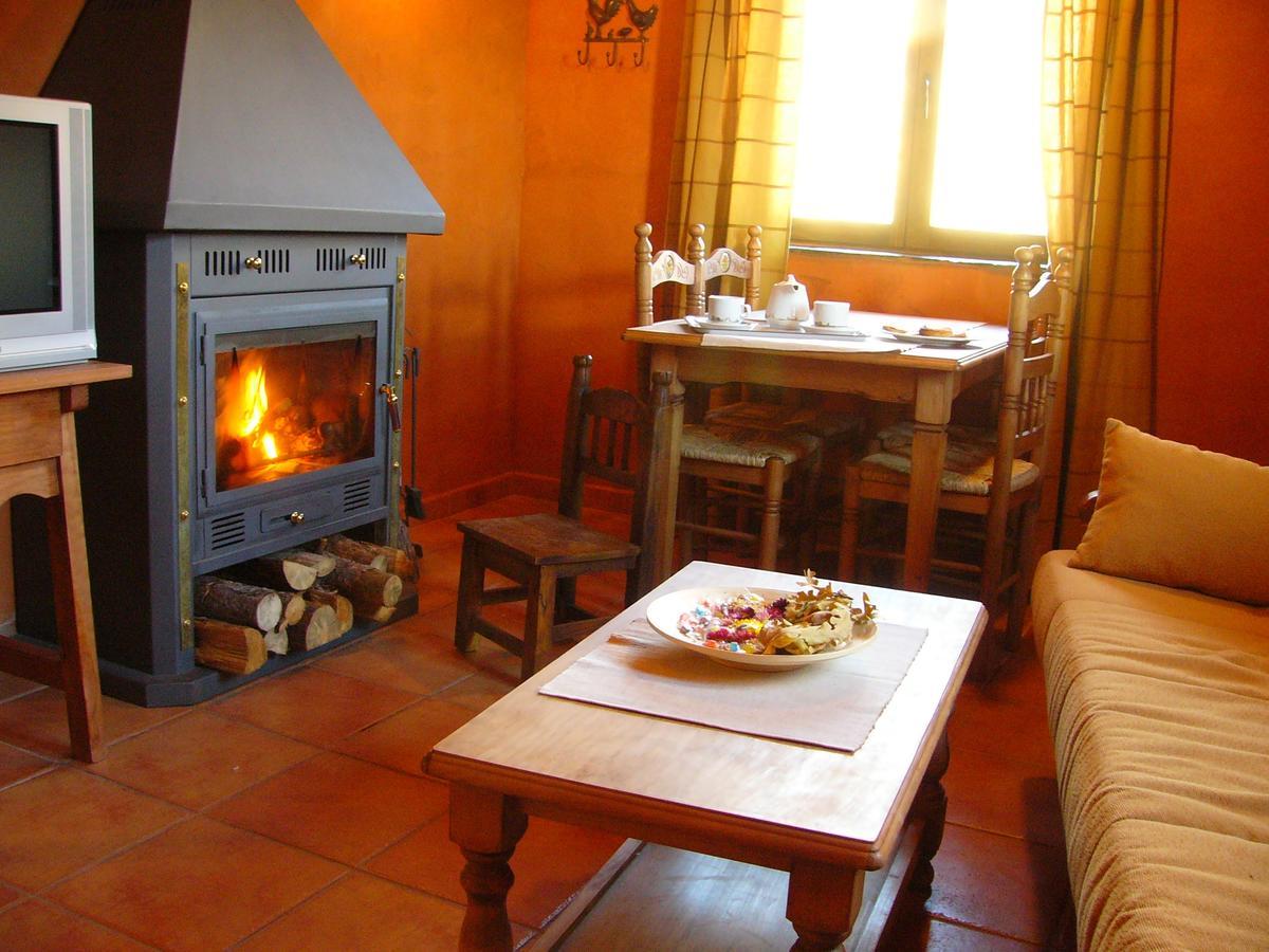 Apartamentos Turisticos La Alqueria De Valverde Valverde de los Arroyos Kültér fotó
